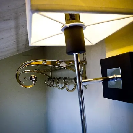 Apartamento - Admite Mascotas - *