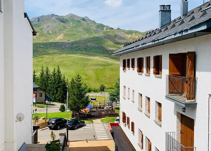 - Admite Mascotas - * Formigal