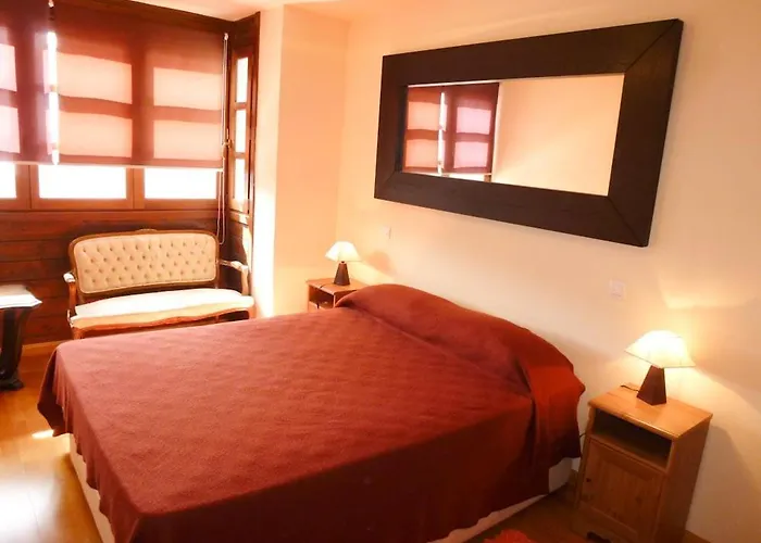 - Admite Mascotas - * Formigal